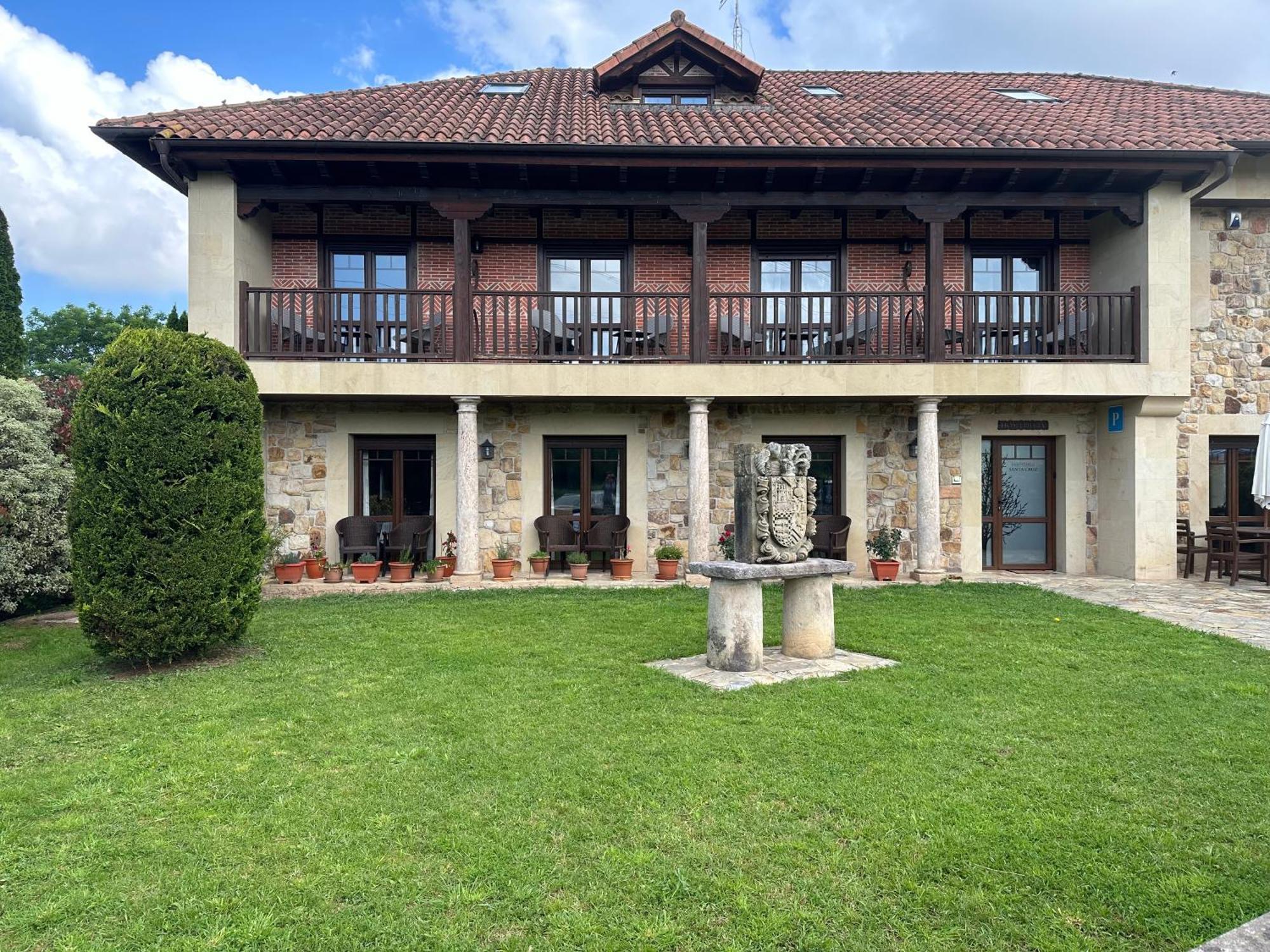 Hospederia Rural Santa Cruz