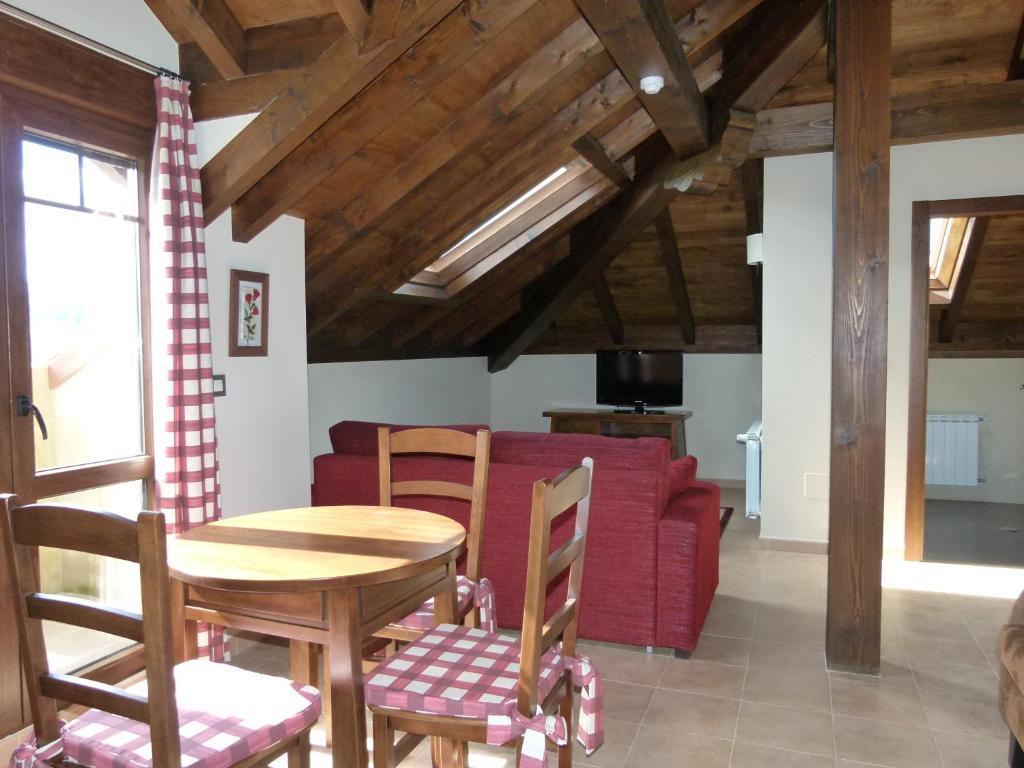 Hospederia Rural Santa Cruz Gasthof Socobio